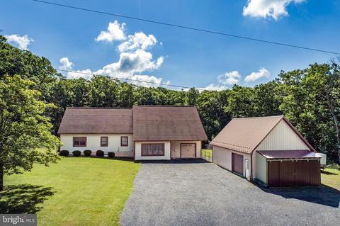 1094 Eagle Rock Rd, Oakland, MD 21550 photo 2