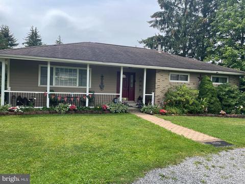 976 Mosser Rd, Mc Henry, MD 21541 photo 1