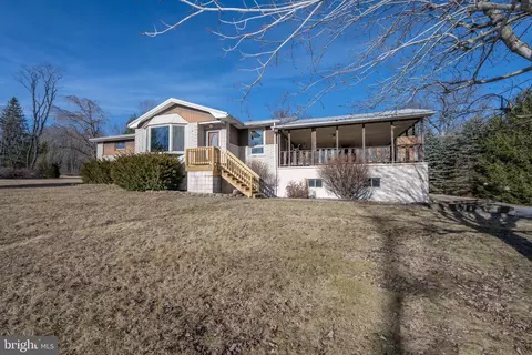 43 Meadow Dr, Swanton, MD 21561