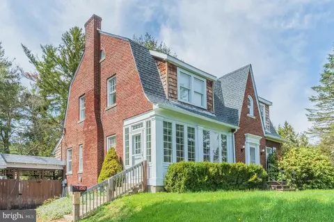 250 N 4th St, Oakland, MD 21550