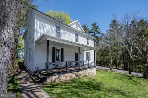 620 E Green St, Oakland, MD 21550 photo 7