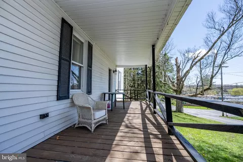 620 E Green St, Oakland, MD 21550 photo 9