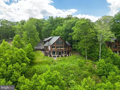 137 Parkside North Ct, Mc Henry, MD 21541