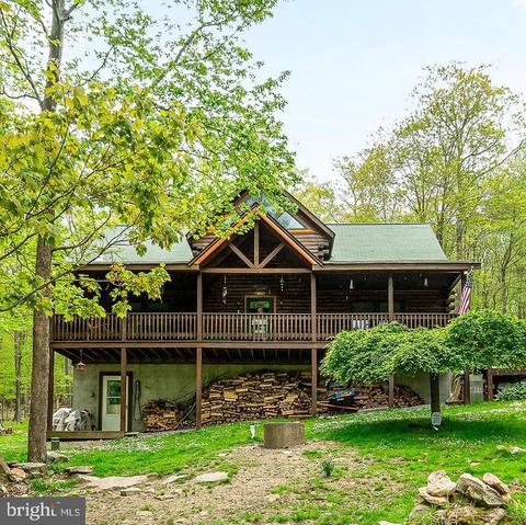 996 Betts Ln, Oakland, MD 21550