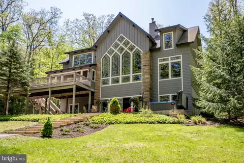 372 N Shoreline Dr, Swanton, MD 21561
