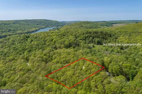 8 Jrs Drive, Mc Henry, MD 21541
