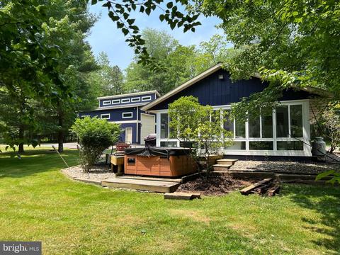 37 Yacht Club Rd, Swanton, MD 21561