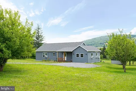 948 Mosser Rd, Mc Henry, MD 21541