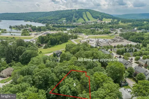 5 Northlake Dr, Mc Henry, MD 21541