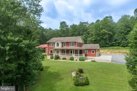 65 Dreams Ln, Oakland, MD 21550