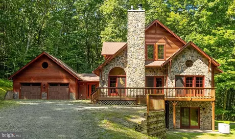 472 Summit Woods Dr, Mc Henry, MD 21541