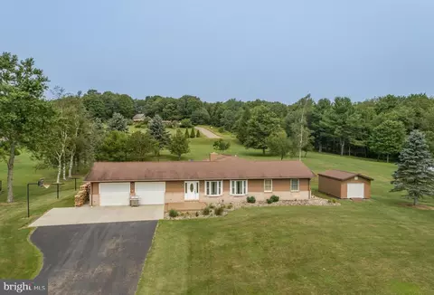 85 Windy Ln, Oakland, MD 21550