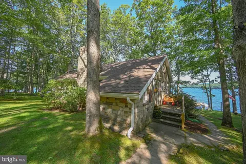 3125 Turkey Neck Rd, Swanton, MD 21561