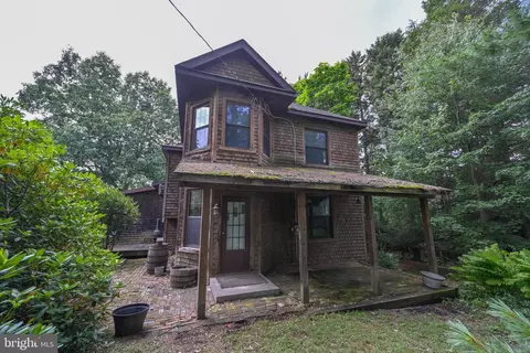 324 W Liberty St, Oakland, MD 21550