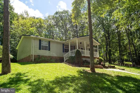 181 Glotfelty Dr, Oakland, MD 21550