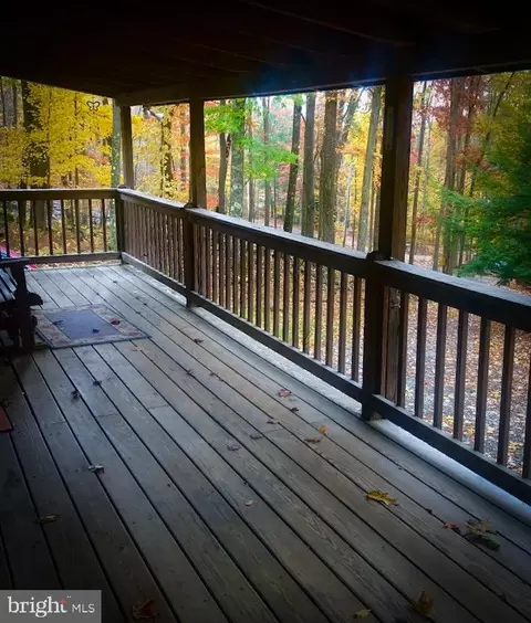 98 Bear Run Rd, Oakland, MD 21550