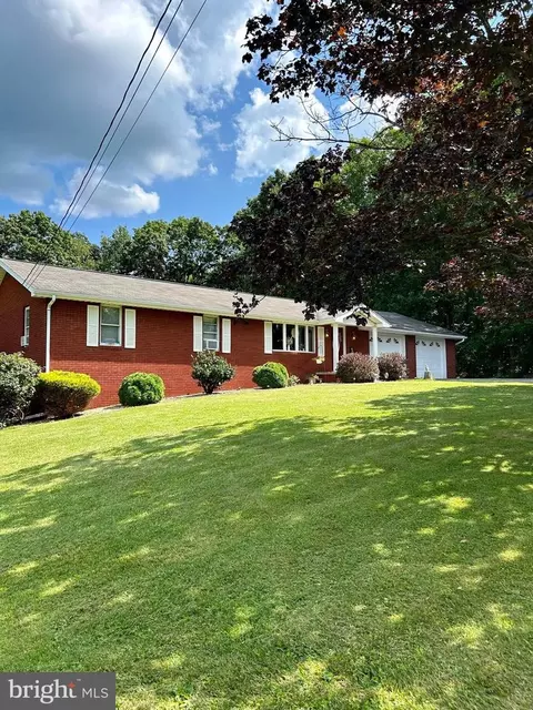 1554 Finzel Rd, Frostburg, MD 21532