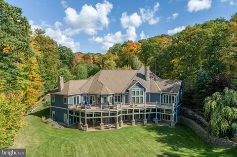 2524 Stockslager Rd, Oakland, MD 21550