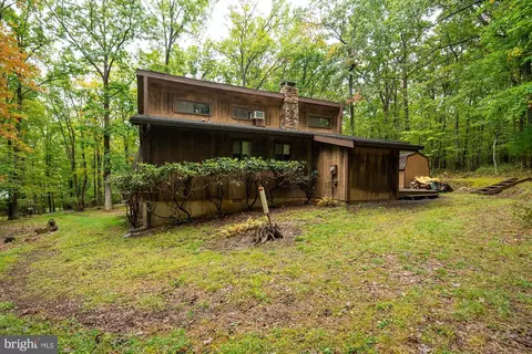 326 Back Bay Rd, Swanton, MD 21561