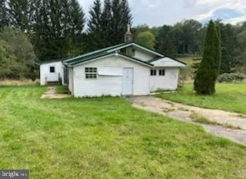 167 Red Oak Rd, Oakland, MD 21550