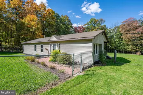 2323 Old Crellin Rd, Oakland, MD 21550