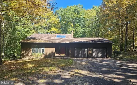 51 Beechwood Ln, Grantsville, MD 21536