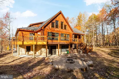 211 Mountaintop Rd, Mc Henry, MD 21541