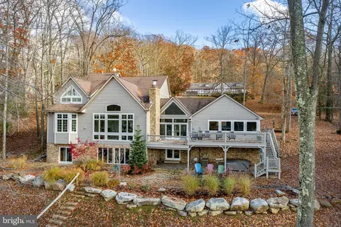 2303 Lake Shore Dr, Oakland, MD 21550