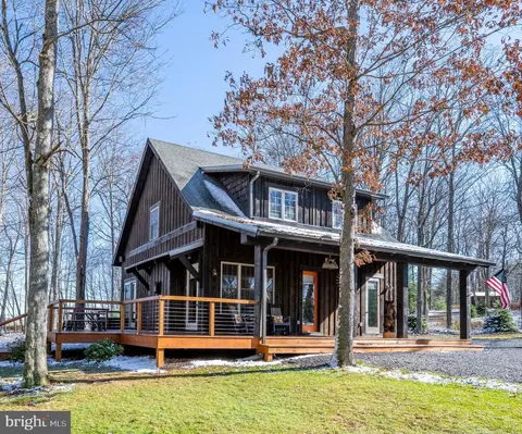 100 Deer Crest Ln, Swanton, MD 21561