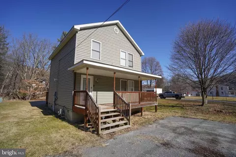 115 W Center St, Kitzmiller, MD 21538