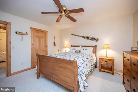 Bedroom - 2316 Marsh Hill Rd, Mc Henry, MD 21541 photo 9 of 11