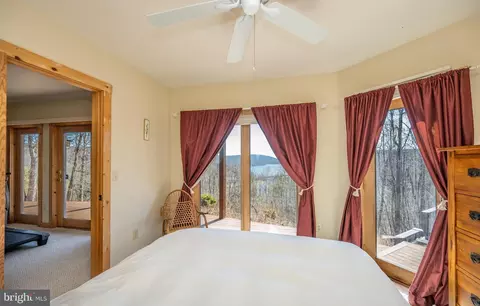 Bedroom - 2316 Marsh Hill Rd, Mc Henry, MD 21541 photo 5 of 11