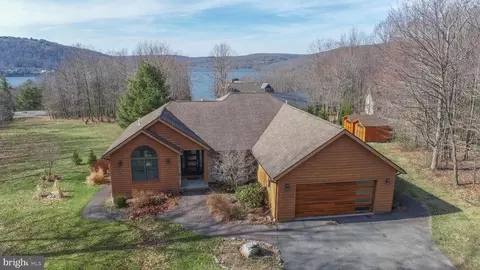 77 Bridgeview Ln, Swanton, MD 21561