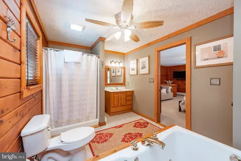 Bath - 758 Crows Point Rd, Swanton, MD 21561 photo 2 of 7