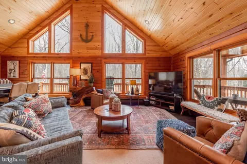 Living - 758 Crows Point Rd, Swanton, MD 21561 photo 2 of 7