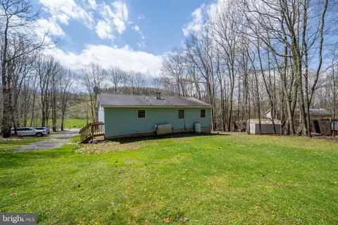 1865 Garrett Rd, Oakland, MD 21550