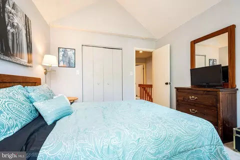 Bedroom - 1333 Deep Creek Dr #4, Mc Henry, MD 21541 photo 6 of 10