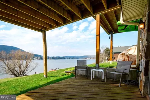 Exterior - 1333 Deep Creek Dr #4, Mc Henry, MD 21541 photo 10 of 11
