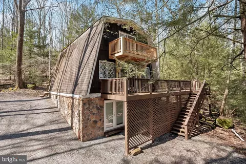 2702 Mayhew Inn Rd, Oakland, MD 21550