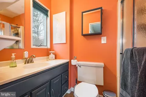 Bath - 600 S 3rd St, Oakland, MD 21550 photo 2 of 3