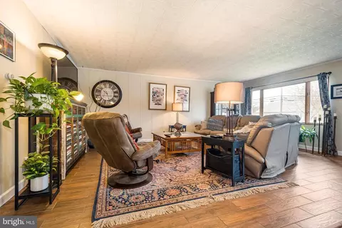 Living - 600 S 3rd St, Oakland, MD 21550 photo 1 of 7
