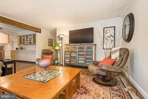Living - 600 S 3rd St, Oakland, MD 21550 photo 5 of 7