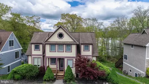 100 Silver Tree Ln, Oakland, MD 21550