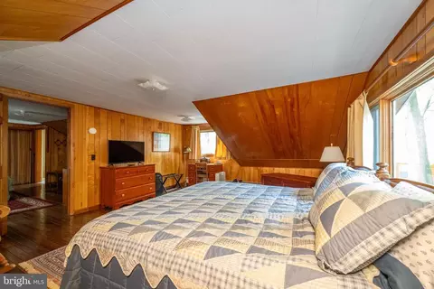 Bedroom - 63 Doc Thompson Rd, Swanton, MD 21561 photo 12 of 16