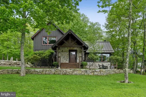 120 Lodestone Way, Mc Henry, MD 21541