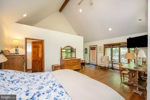 Bedroom - 1061 Crows Point Rd, Swanton, MD 21561 photo 8 of 23