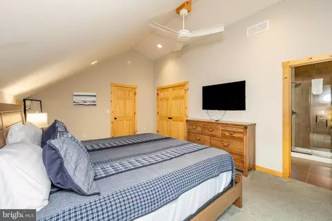 Bedroom - 819 Fork Run Trl, Mc Henry, MD 21541 photo 10 of 18