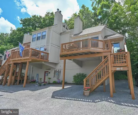 143 Jeffrey Ln #20C, Oakland, MD 21550