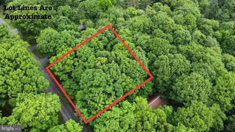 3 Ridge Rd, Swanton, MD 21561