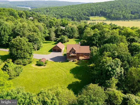 343 Red Run Heights Rd, Oakland, MD 21550